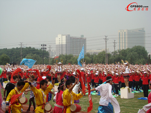 臺達員工敲響“喜慶的鑼鼓”