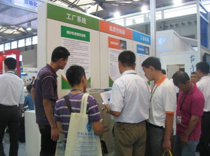 與紡機(jī)客戶共同分享先進(jìn)自動化技術(shù)
