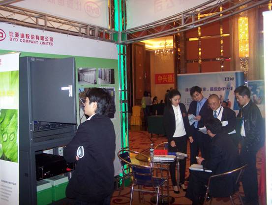 �ȁ����N���ˆT�c�͑��F��������ͨ