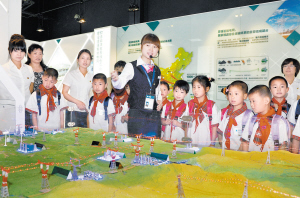 �������@��(hu��)����늾W(w��ng)չʾ�(xi��ng)Ŀ�^(q��)��ͯ��(ji��)ӭ��(l��i)С�W(xu��)������