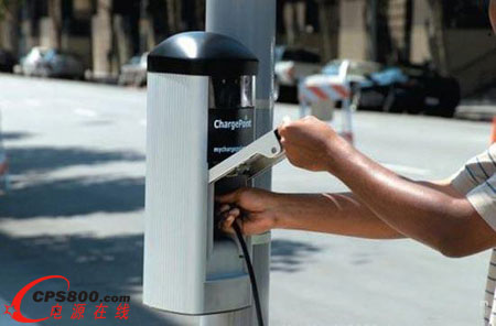 湖北省將建15座大型充電站和150個交流充電樁