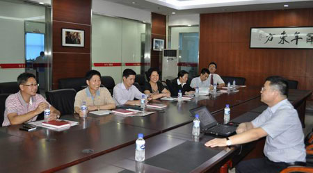 ��˾��˼ģ�����L(zh��ng)����һ�����r(n��ng)���к����������L(zh��ng)�������һ�н�B��˾�l(f��)չ��r��˾