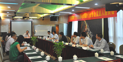 4��16�Յf���l������Մ���F��