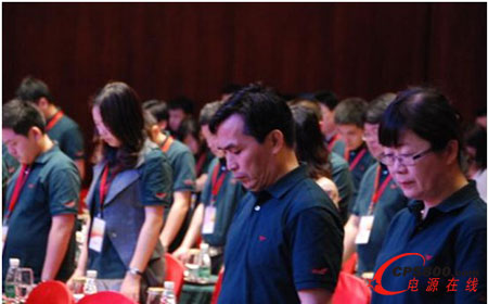 ����(hu��)ȫ�w�ˆTĬ��