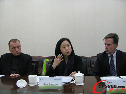 Christian Rheault������������Ůʿ��Joe Jergl��