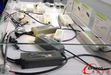 �����Դʢ�b��ϯ2014�V�݇��H����չ