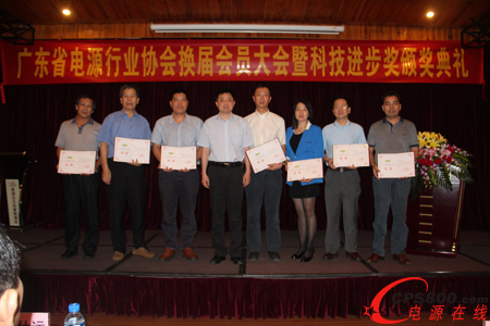 �C�l�ؕ��L�O������